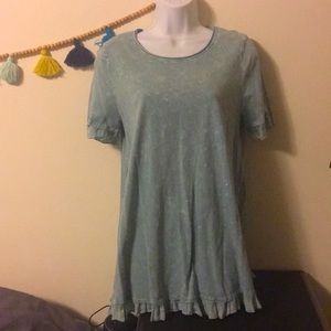 Altard State shirt size L teal in color